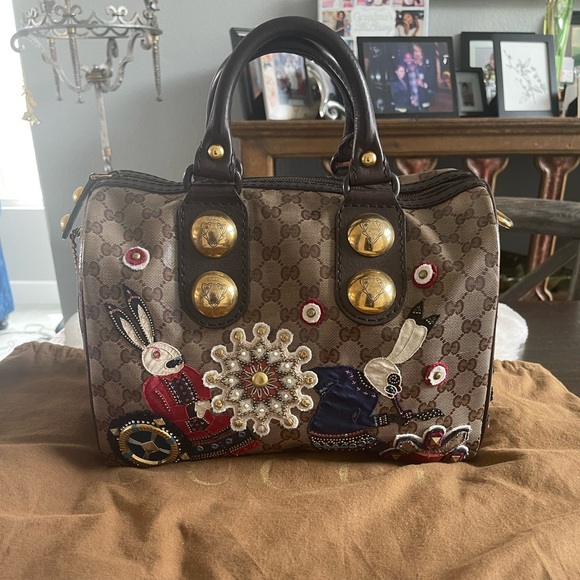 GUCCI VINTAGE Babouska limited edition Gucci Bag is made from signatureGG - Picture 2 of 11